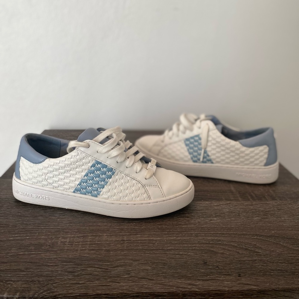 Women’s Michael Kors Colby Sneakers Size 7
